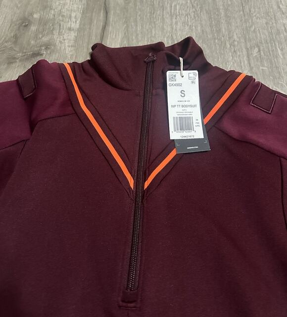 Seller photo, Poshmark